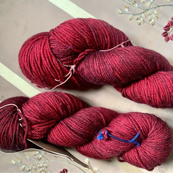 Madelinetosh hand dyed yarn: 2 skeins! - Picture 7 of 8